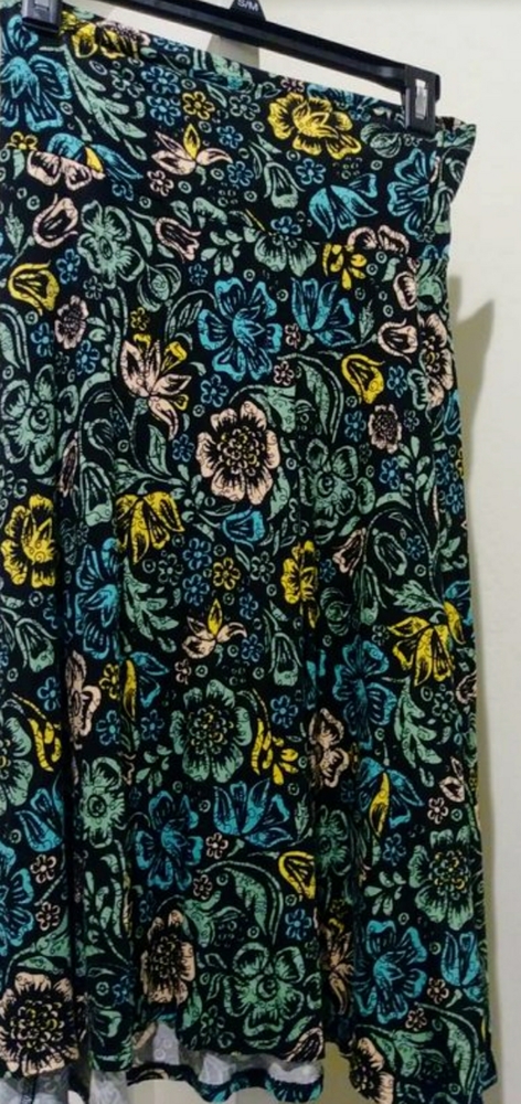 Lularoe skirt